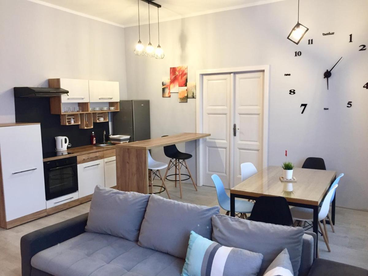 Rebel Apartament Bielsko-Biała Esterno foto