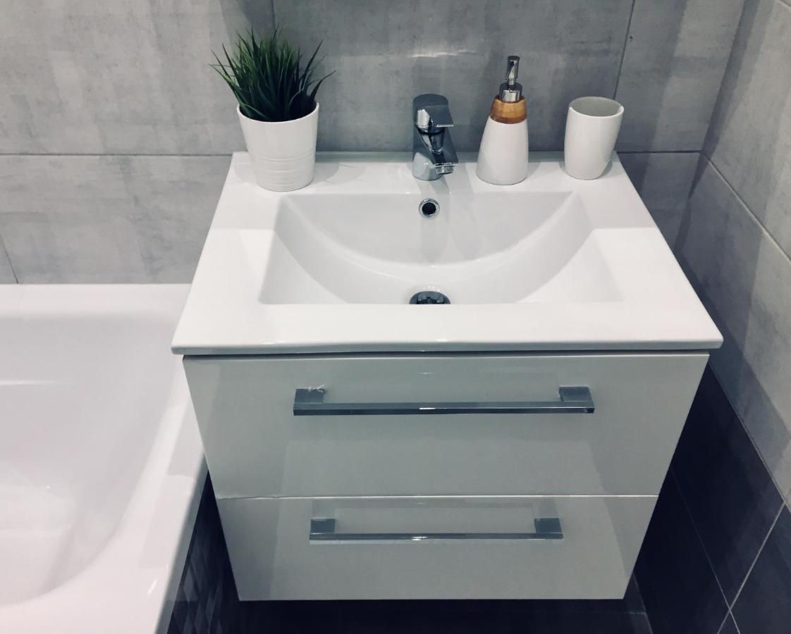 Rebel Apartament Bielsko-Biała Esterno foto